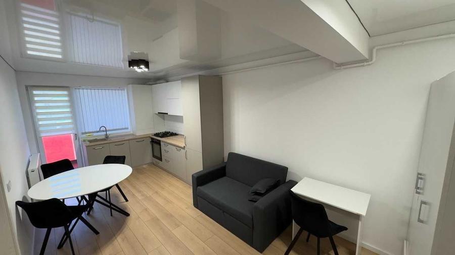 Apartament cu 2 camere semidecomandat în Bucium
