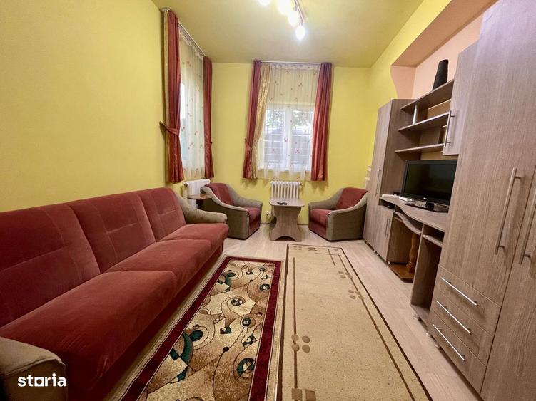 Garsonieră decomandată în Central