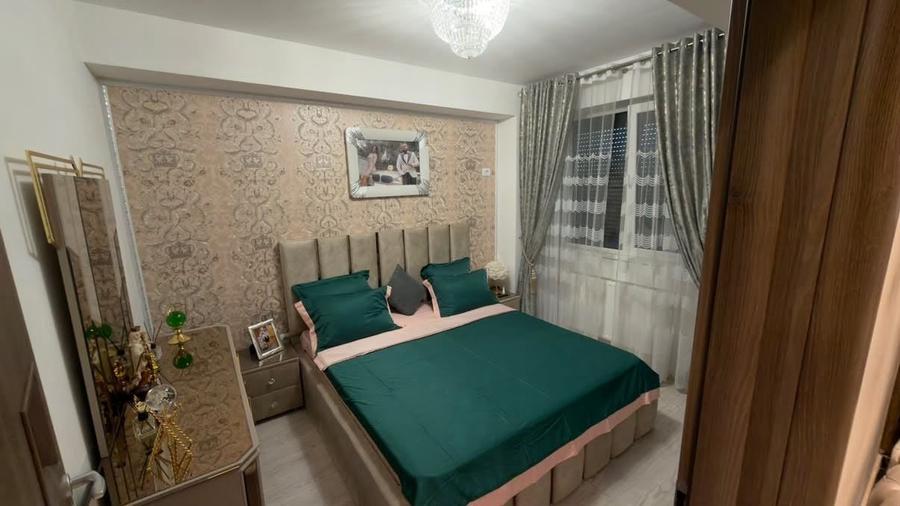 Apartament cu 2 camere decomandat în Păcii
