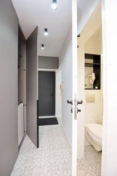 Garsonieră decomandată în Sala Palatului
