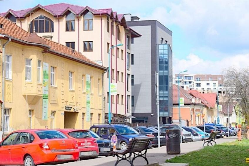Spațiu comercial, de 80 mp, în Centrul Civic