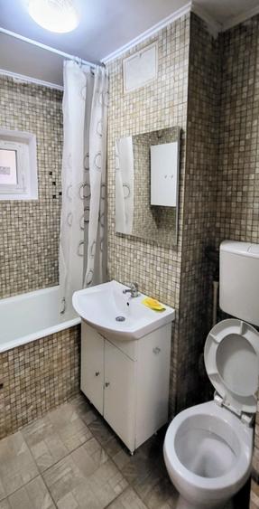 Apartament cu 3 camere decomandat în Dristor
