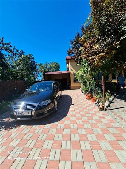 Casă individuală cu 4 camere cu Garaj în Tunari