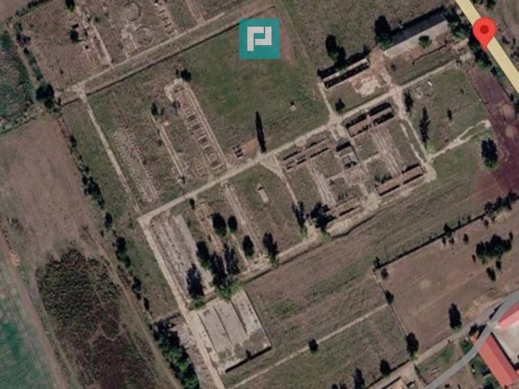 Teren Construcții intravilan de 146866 mp, în Periferie