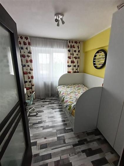 Apartament cu 3 camere decomandat în Gării