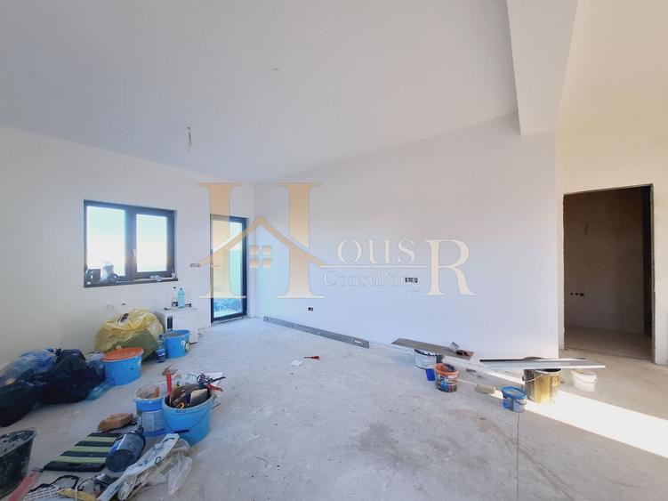 Duplex cu 4 camere cu Canalizare în Torontalului