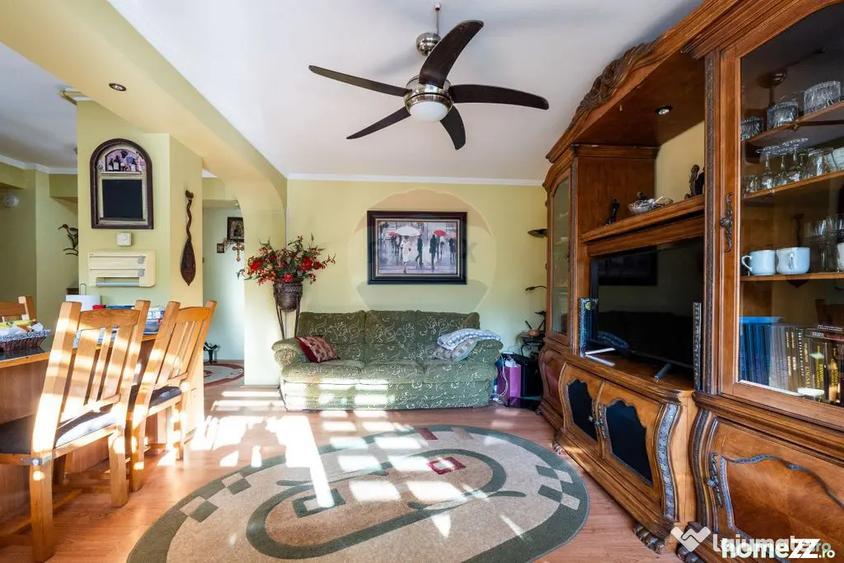 Apartament cu 3 camere decomandat în Ultracentral