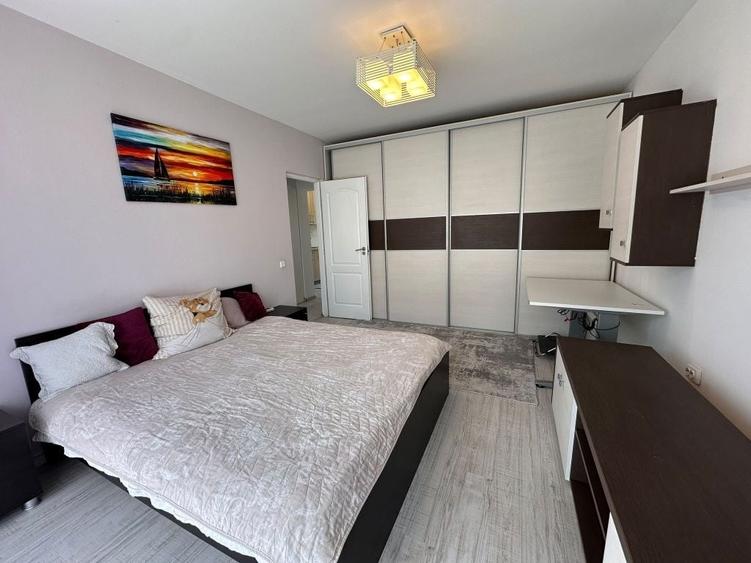 Apartament cu 2 camere decomandat în Florești