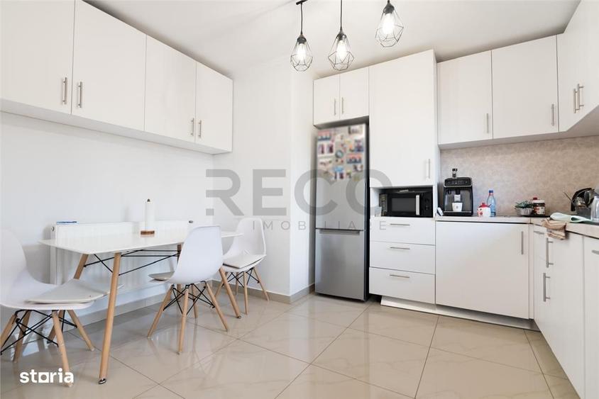 Apartament cu 3 camere în Rontău