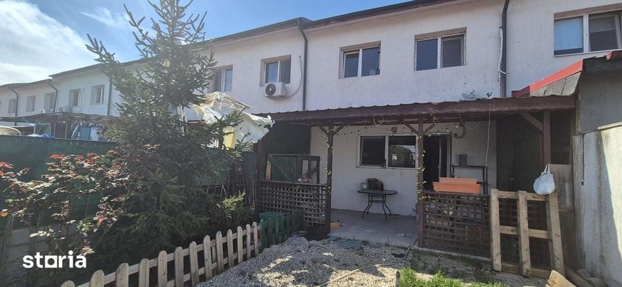 Casă cu 4 camere cu Teren 200 Mp în Cornetu