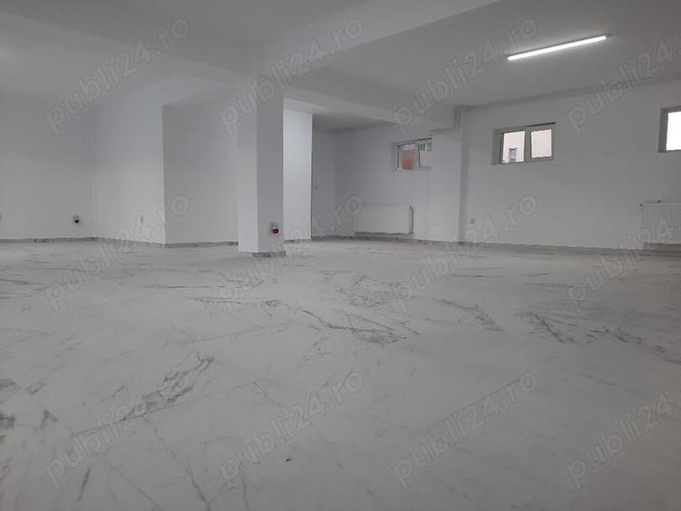 Spațiu comercial, de 105 mp, în Central