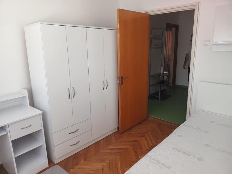 Apartament cu 3 camere decomandat în Grigorescu