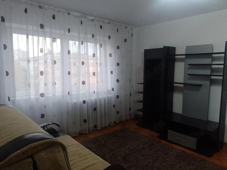 Apartament cu 2 camere decomandat în Cetate