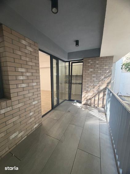 Apartament cu 2 camere decomandat în Universitate