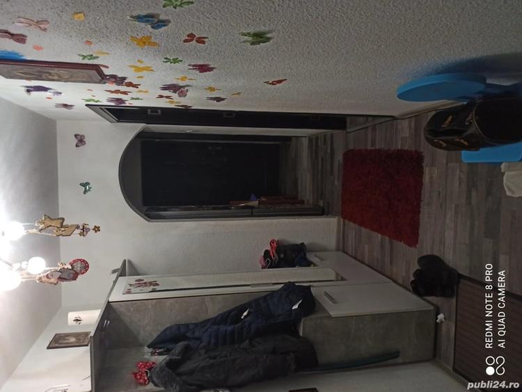 Apartament cu 3 camere decomandat în Micro 13