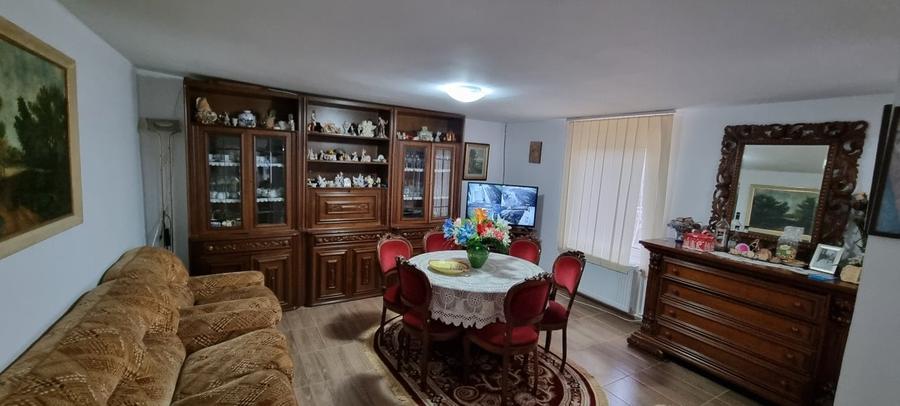 Casă individuală cu 4 camere cu Teren 1400 Mp în Cervicești