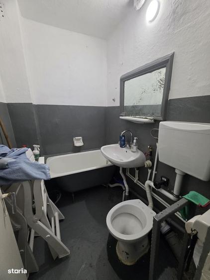 Apartament cu 2 camere semidecomandat în Viziru 1