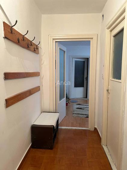 Inchiriez apartament in bl Cicero et 1
