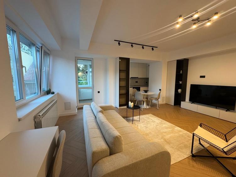 Apartament cu 2 camere semidecomandat în Cotroceni