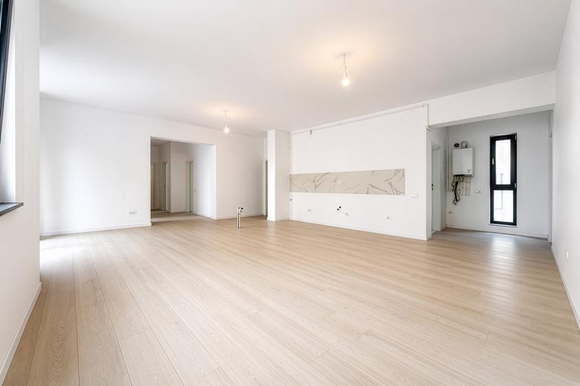 Apartament cu 4 camere decomandat în Timpuri Noi