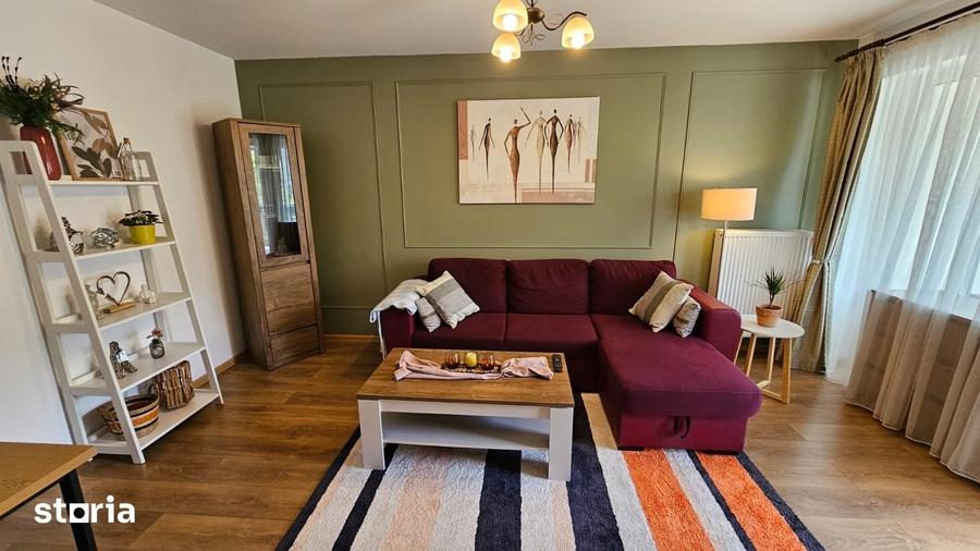 Apartament cu 2 camere decomandat în Tractorul