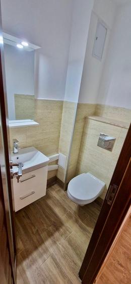 Apartament cu 3 camere decomandat, mobilat în Eremia