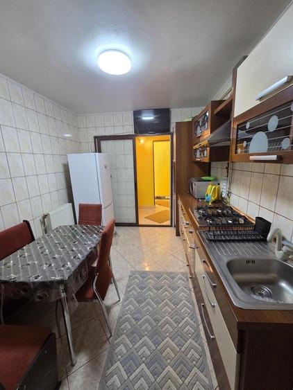 Apartament cu 2 camere decomandat în Vărsătura