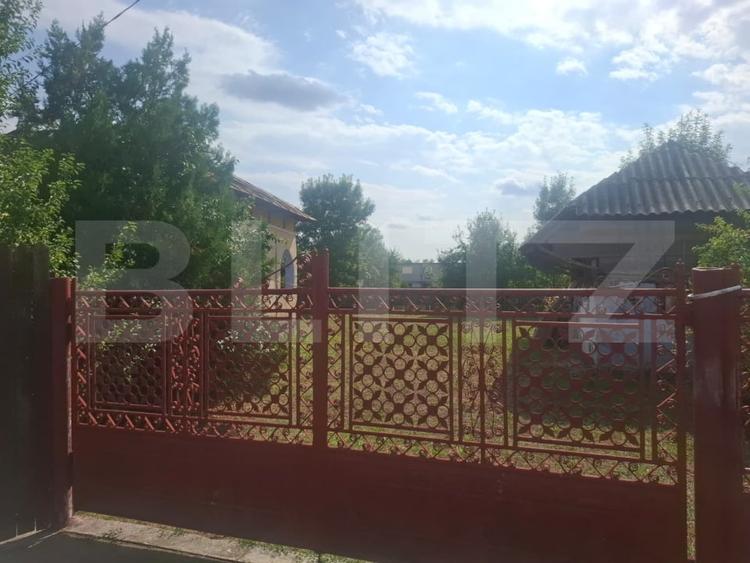 Casă individuală cu 3 camere cu Canalizare în Crângurile de Jos
