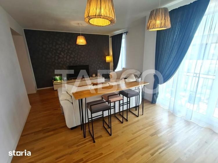 Apartament cu 3 camere decomandat în Est