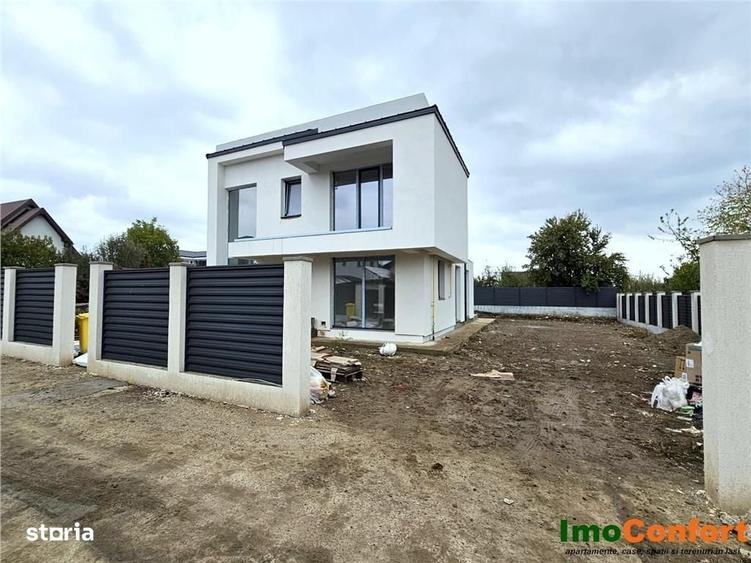 Casă cu 4 camere în Valea Ursului