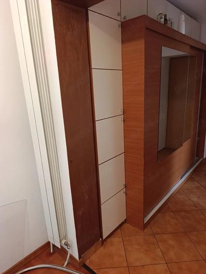 Apartament cu 4 camere decomandat în Calea Romanului