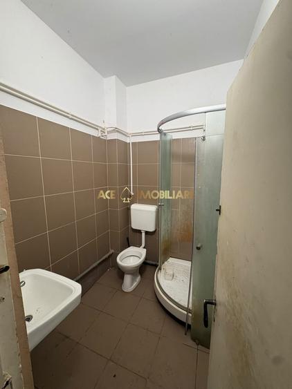 Apartament cu 3 camere decomandat, mobilat în Unirii