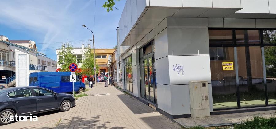Spațiu comercial, de 500 mp, în Central