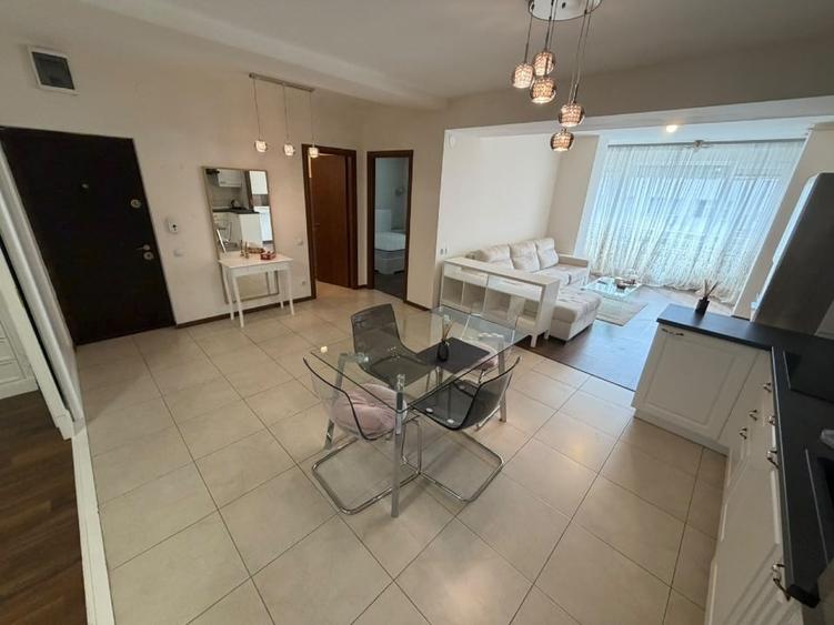 Apartament cu 2 camere decomandat, mobilat în Obor