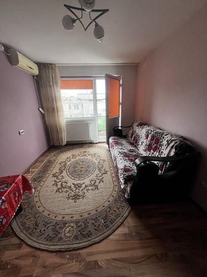 Apartament cu 2 camere semidecomandat în Viziru 1