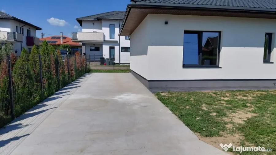 Casă cu 3 camere cu Teren 600 Mp în Tăuții-Măgherăuș