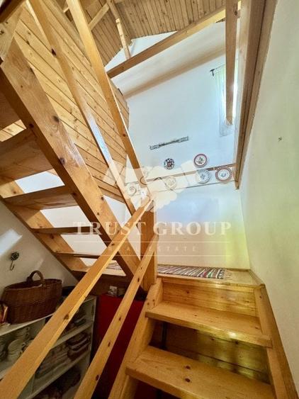 Casă individuală cu 5 camere cu Canalizare în Gruiu