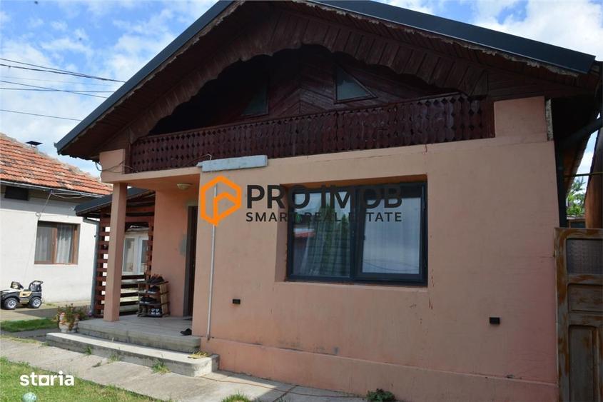 Casă cu 3 camere decomandat cu Canalizare în Mărăcineni