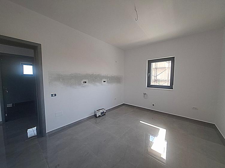 Vand Casa Noua Moderna P+1E, Finisaje Premium, 5 Camere, Curte 400mp - 25