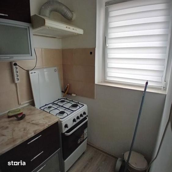 Proprietar,garsoniera prima inchiriere, mobila si electrocasnice noi - 7
