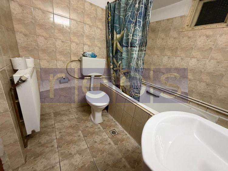 Casă individuală cu 3 camere cu Canalizare în Dragodana