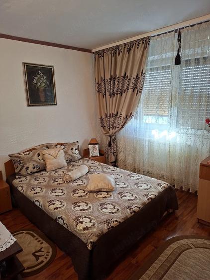 Apartament cu 2 camere semidecomandat în Unirii Sud