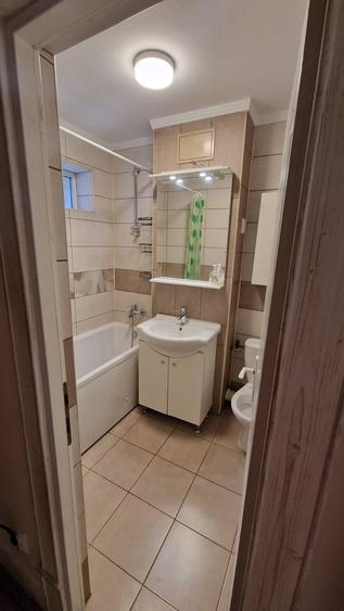 Apartament cu 2 camere semidecomandat în Tătărași