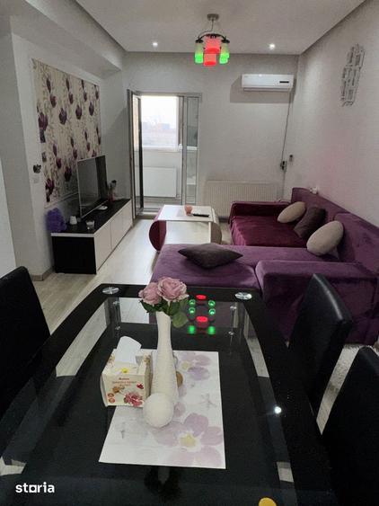 Apartament cu 3 camere decomandat, mobilat în Energia