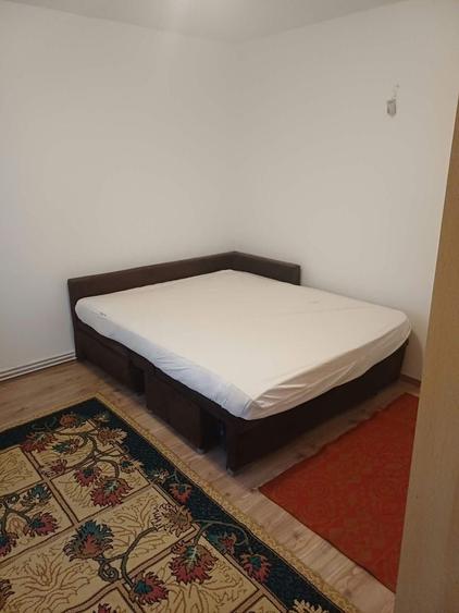 Garsonieră decomandată în Tudor