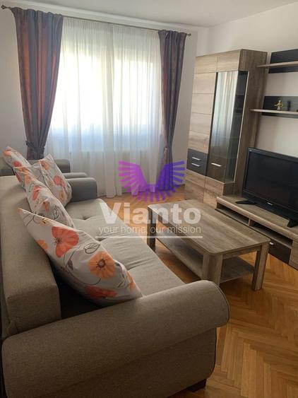 Apartament cu 3 camere decomandat, mobilat în Vasile Aaron