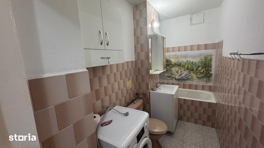 Apartament cu 3 camere decomandat în Dacia