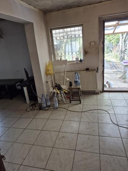 Casă cu 3 camere cu Teren 1065 Mp în Domnești