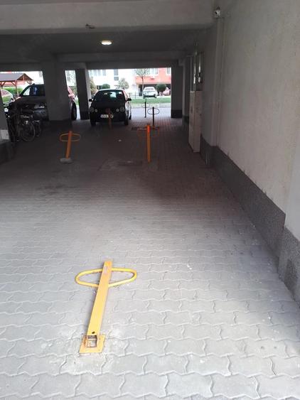 Spațiu comercial, de 15 mp, în UTA