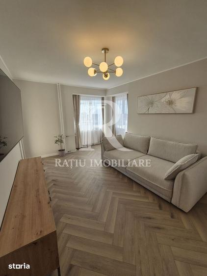 Apartament cu 2 camere decomandat în Centru Civic